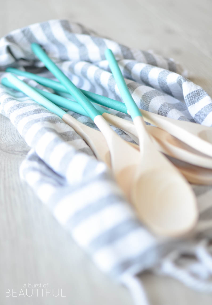 Ombre Painted Wood Spoons are a simple and inexpensive project |A Burst of Beautiful