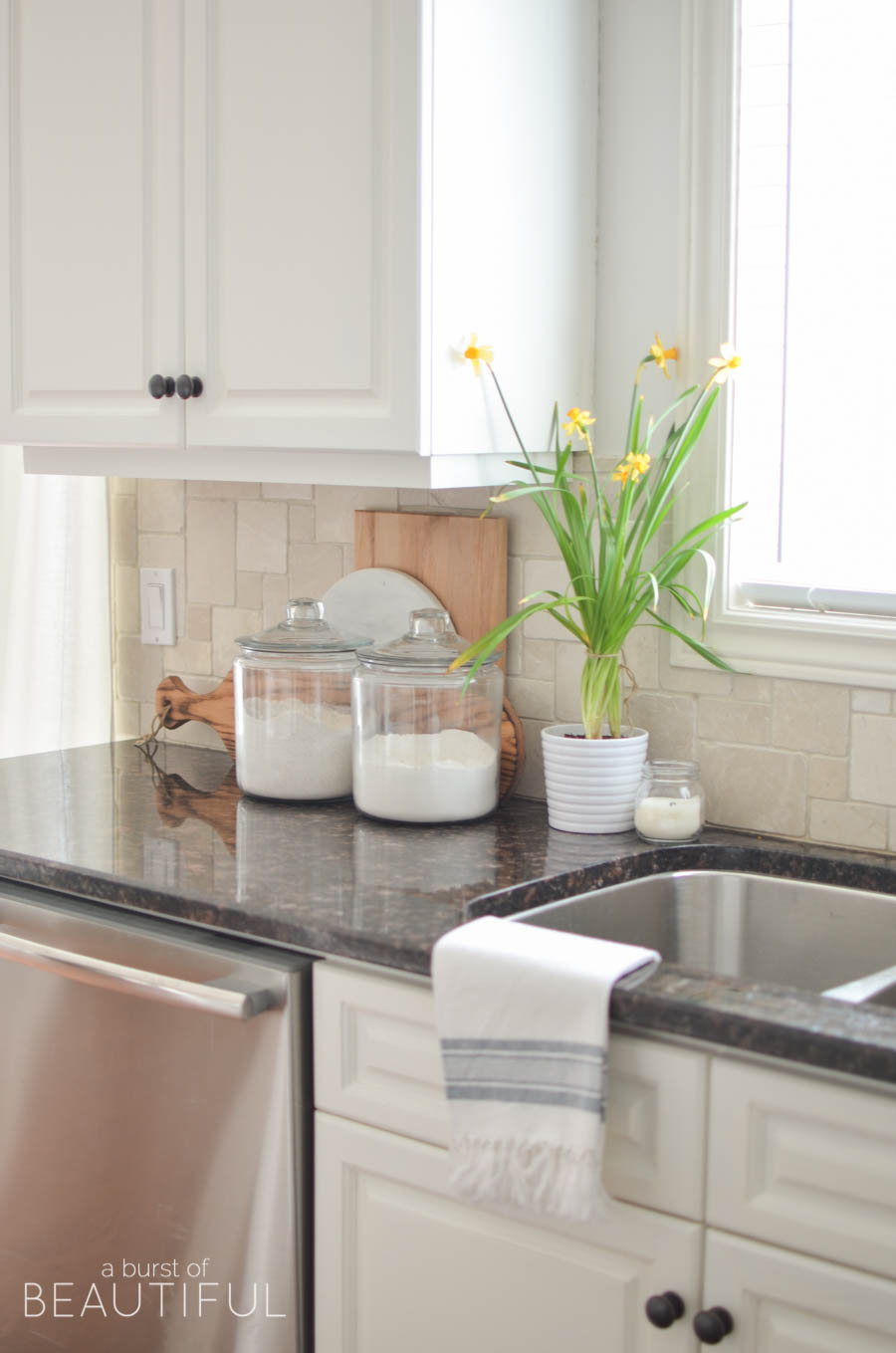 Ideas for creating a beautiful, organized and functional kitchen you'll want to spend time in. 
