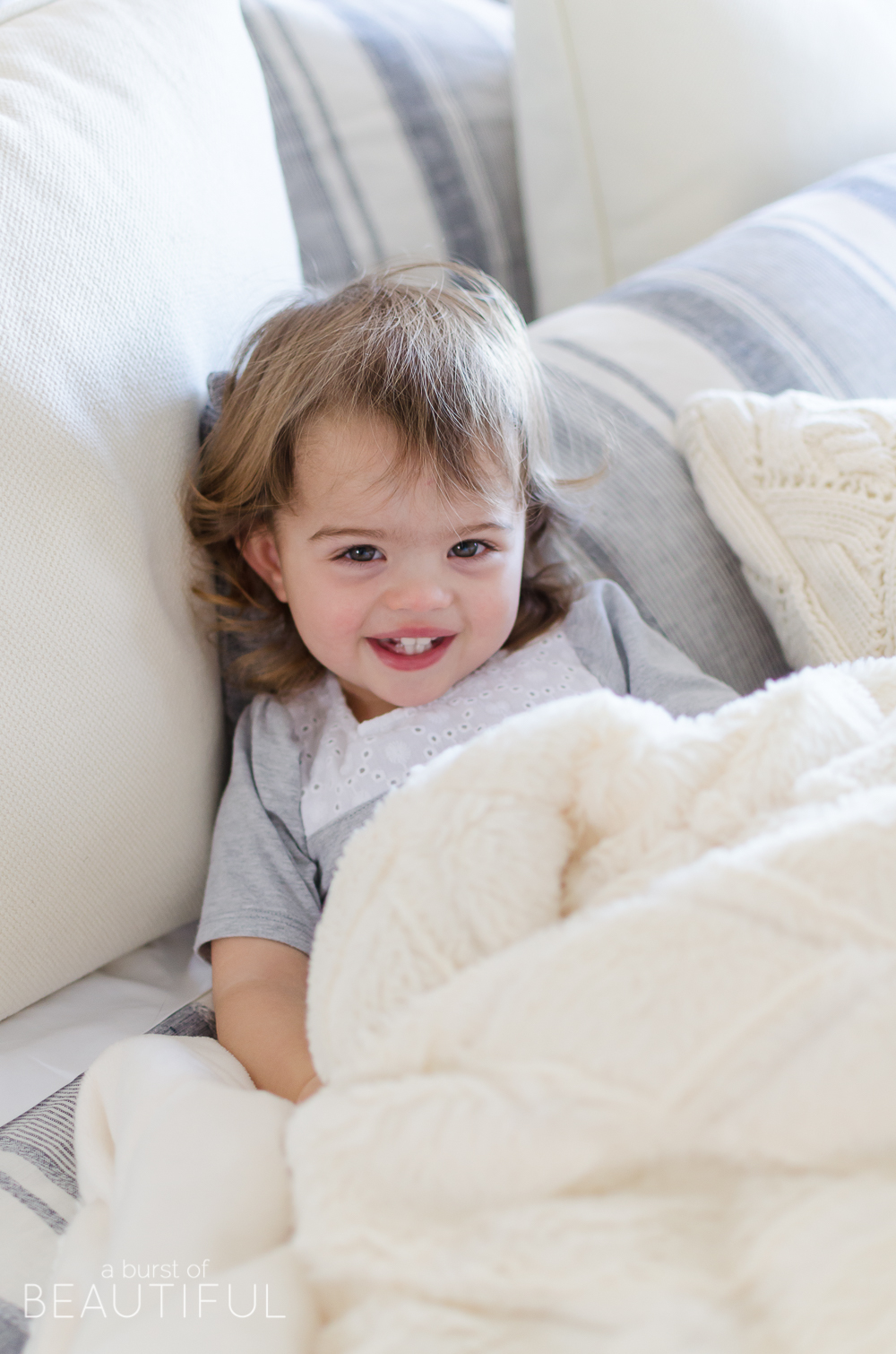 These bedding tips for a beautiful and cozy bed are simple and easy to follow