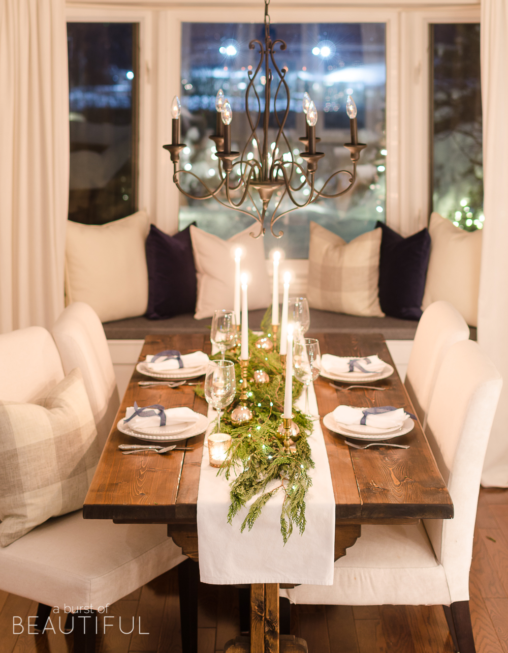 A modern farmhouse is aglow in this enchanting Christmas Night Tour. 