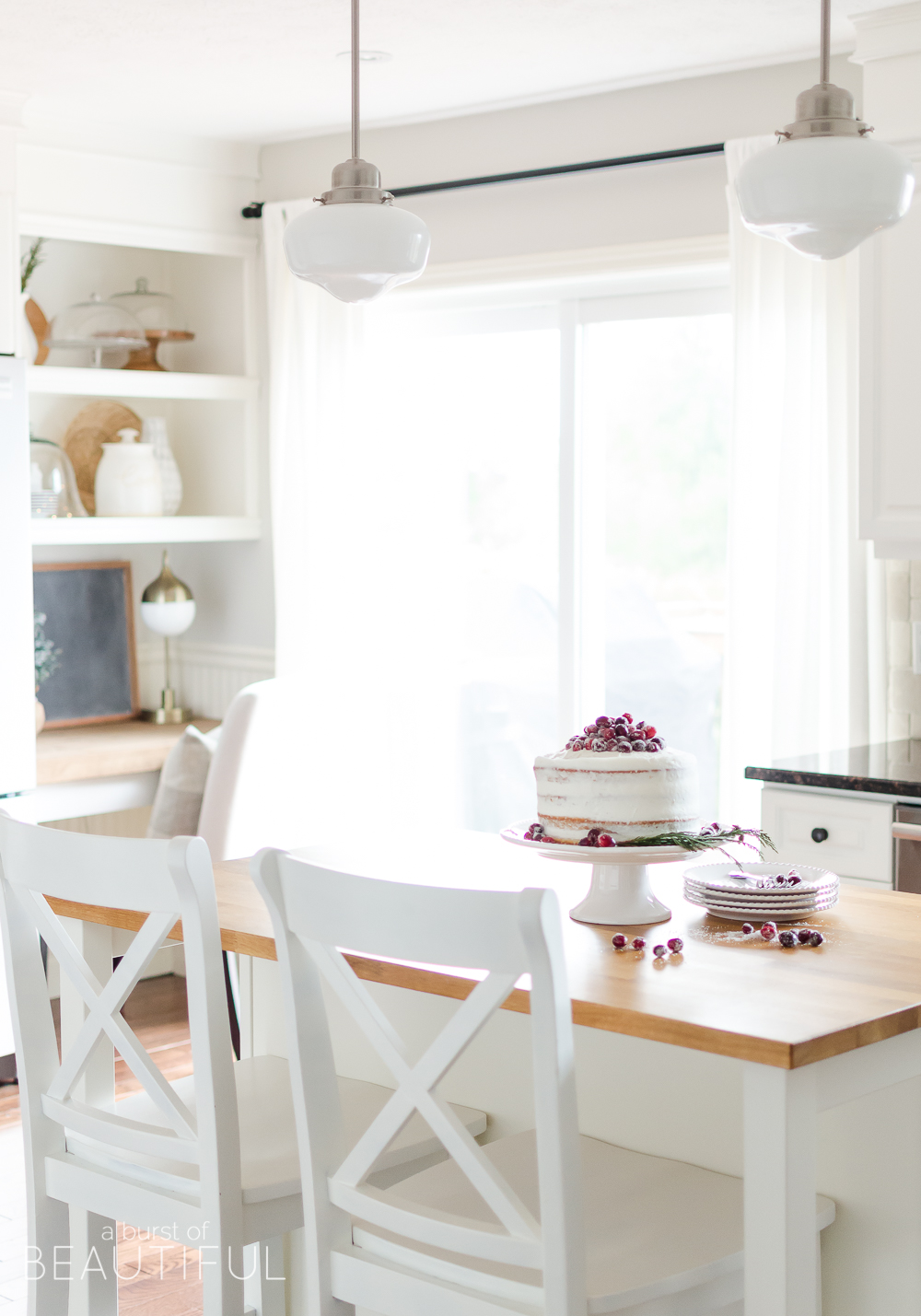A simple Christmas kitchen with farmhouse charm