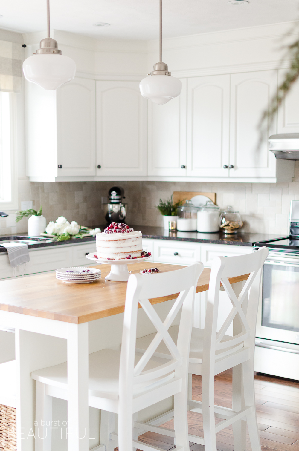 A simple Christmas kitchen with farmhouse charm
