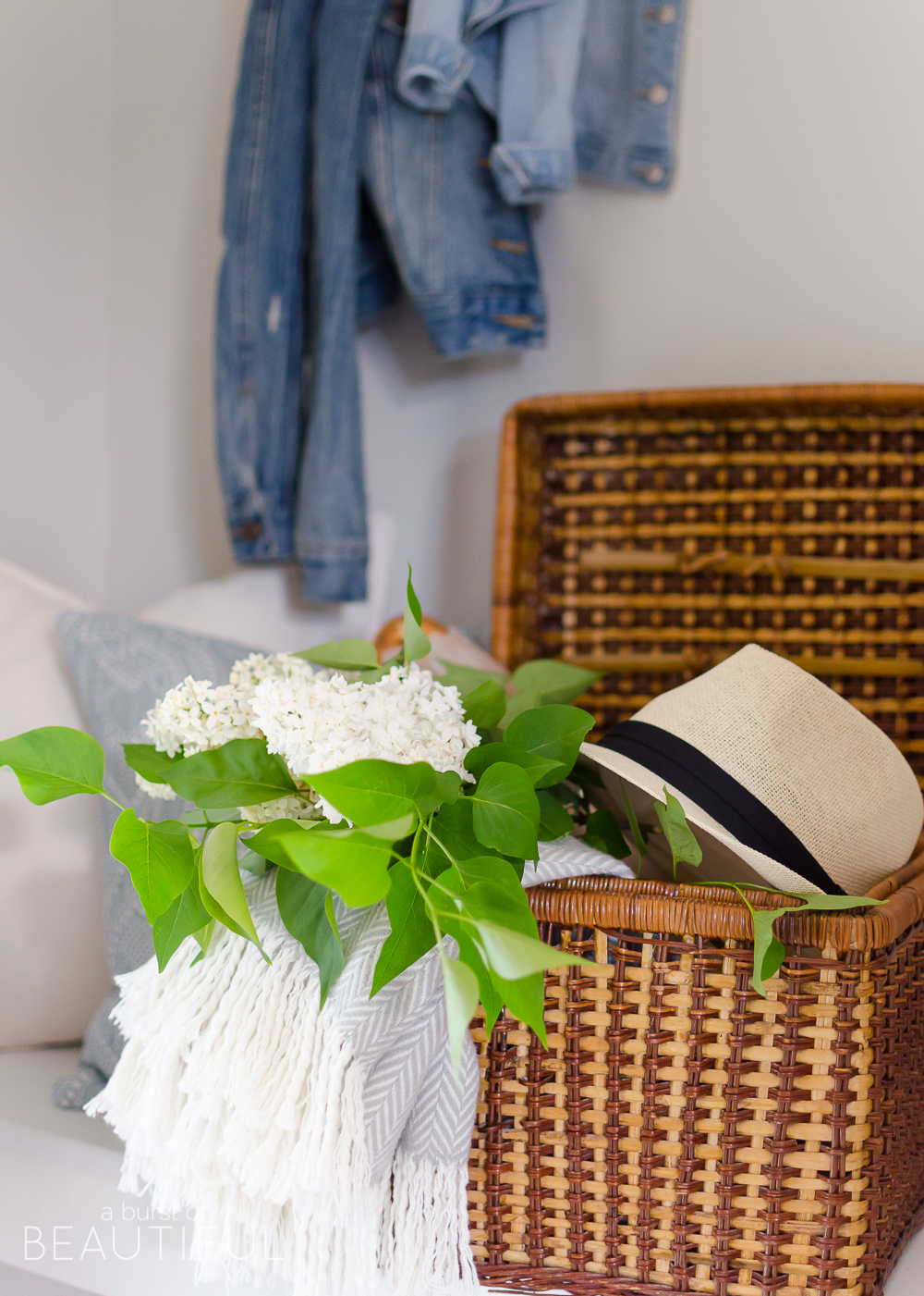 Summer Home Tour | Easy Summer Entryway