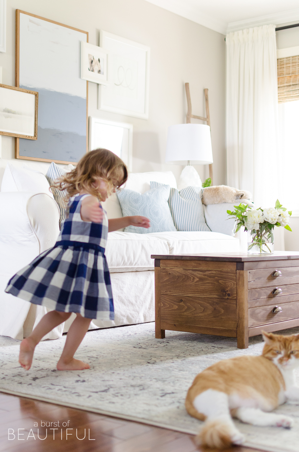 Summer Home Tour | Modern Farmhouse Living & Dining Room