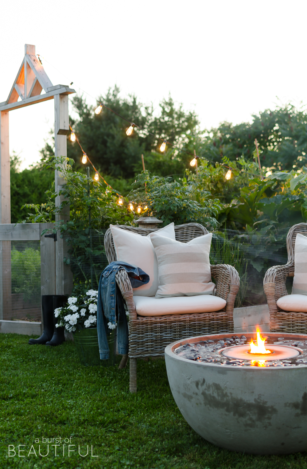 Outdoor ambiance lighting discount