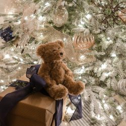 Christmas Nights Tour | A beautiful home all lit up for the holidays.