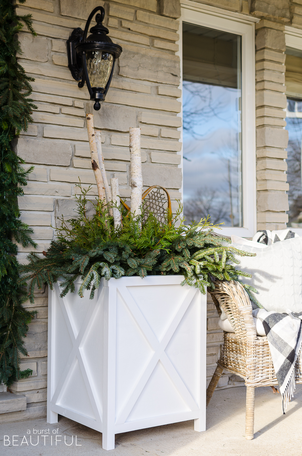 Farmhouse X-Style Planters │Free Plans