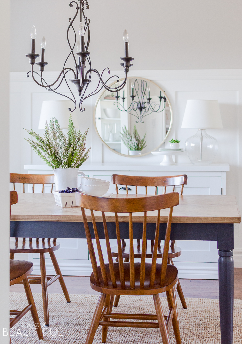 A few subtle changes are all you need to welcome the spring season into your home. Join us on our spring home tour, along with 25 other bloggers to find inspiration and spring decor ideas.