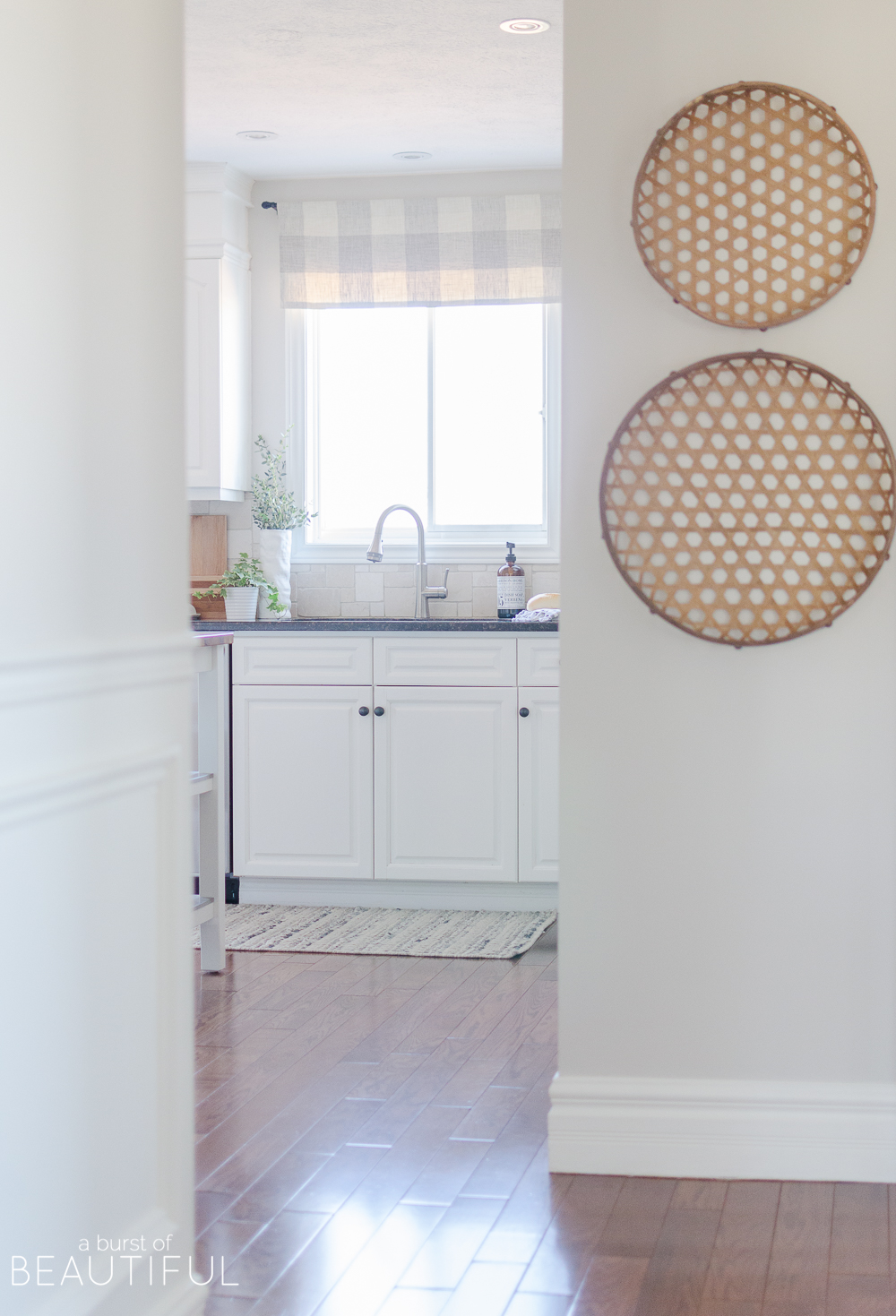 A few subtle changes are all you need to welcome the spring season into your home. Join us on our spring home tour, along with 25 other bloggers to find inspiration and spring decor ideas.