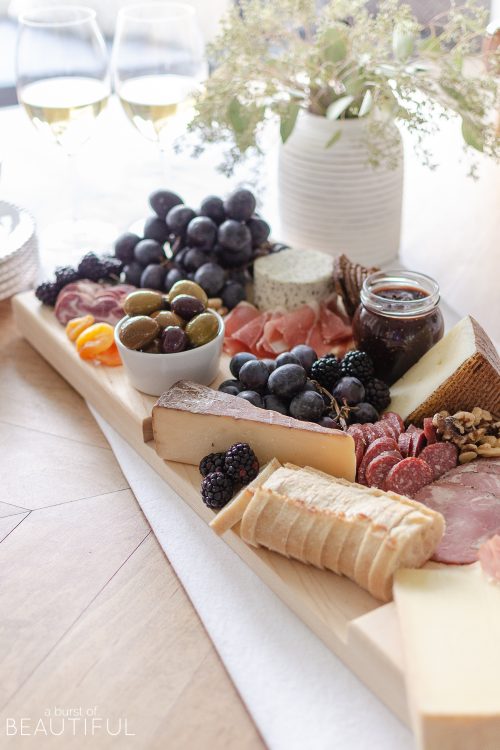 How to Create the Perfect Charcuterie Board + Free Plans