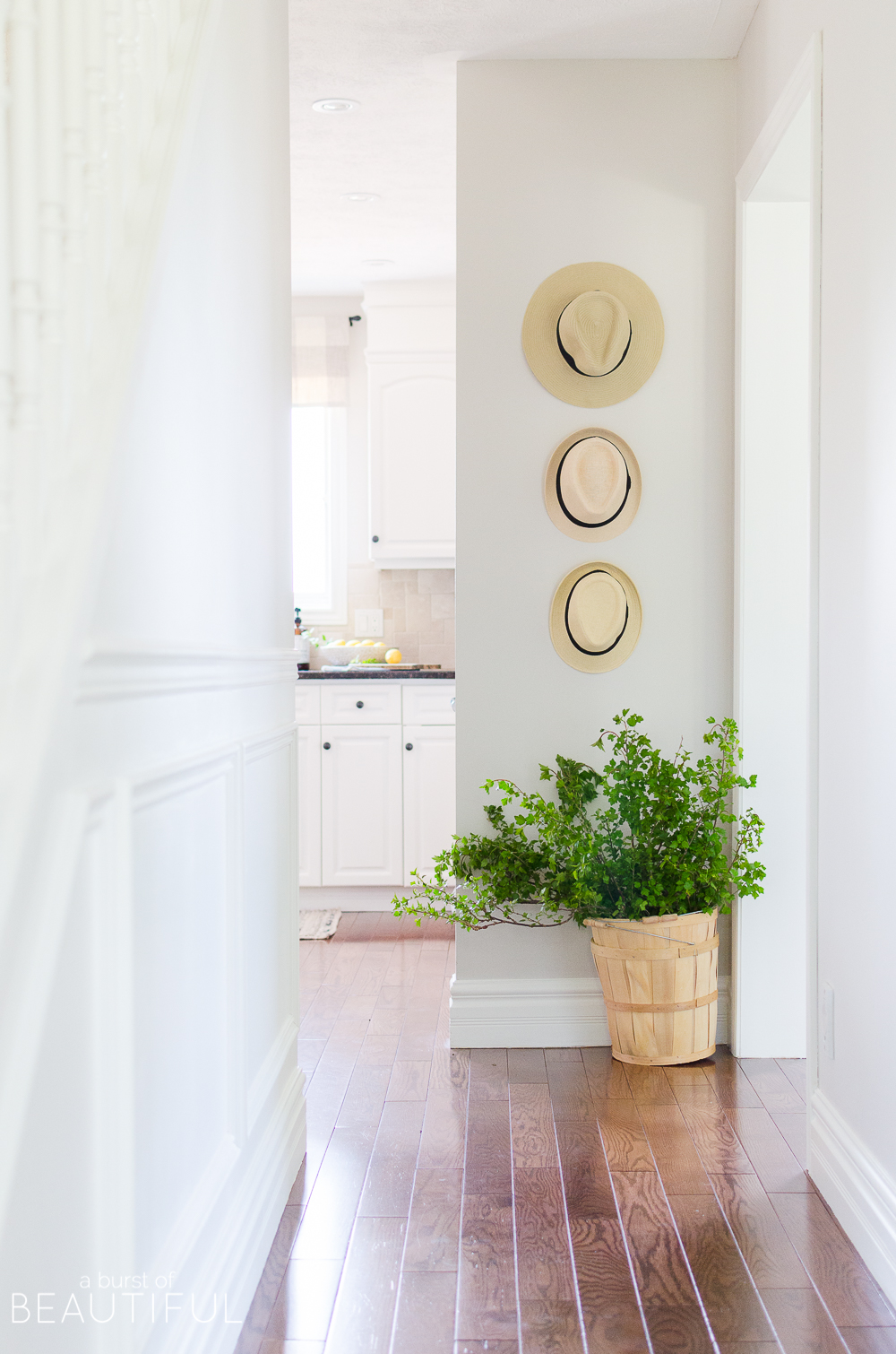 Follow these five simple habits for an organized and productive home.&nbsp;&nbsp;