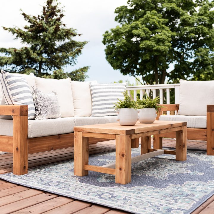 The Perfect Outdoor Coffee Table Free, How To Build A Outdoor Coffee Table