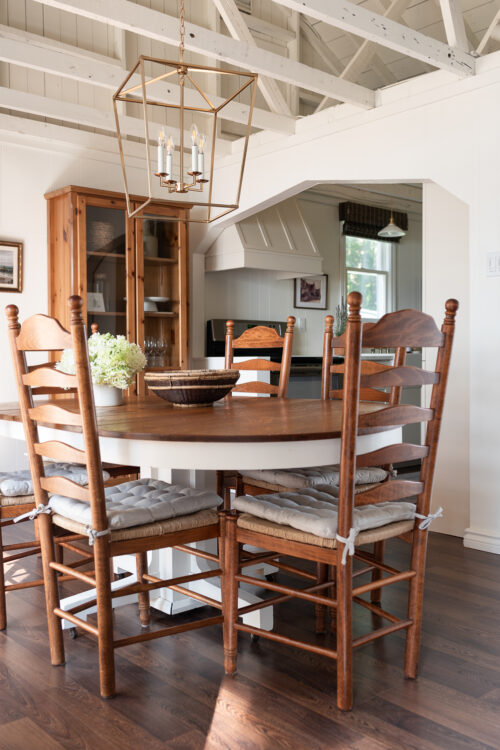 The Cottage Remodel – An Inviting Cottage Dining Room