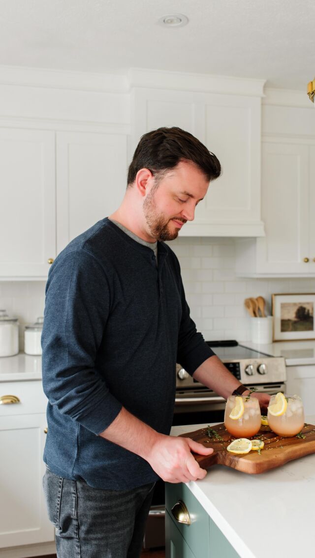 This is the drink of the summer! 🍹 With just four simple ingredients, our lychee, guava, and elderberry cocktail is easy to make and oh-so-delicious. Save this recipe for your go-to summer drink!Lychee, Guava & Elderberry CocktailIngredients •1.5 oz St Germain liqueur •1/3 glass guava juice •1/3 glass lychee juice •Lemon-flavoured sparkling water: Top off glass •Fresh lemon juice: Squeeze from lemon wedge •Lemon zest: A pinch for garnish •Thyme sprigs: For garnishInstructions 1. Mix Ingredients: In a glass, combine 1/3 of the glass with lychee juice and 1/3 of the glass with guava juice. Add 1.5 oz of St Germain Liqueur.2. Add Sparkling Water: Top off the glass with lemon-flavored sparkling water.3. Add Lemon Juice: Squeeze in fresh lemon juice from one lemon wedge and stir everything gently to mix.4. Garnish: Garnish the drink with a pinch of lemon zest and a sprig of thyme for a fragrant touch.5. Serve and Enjoy: Your lychee, guava, and elderberry cocktail is ready to be served. Enjoy this refreshing summer drink!Will you be giving it a try this summer?